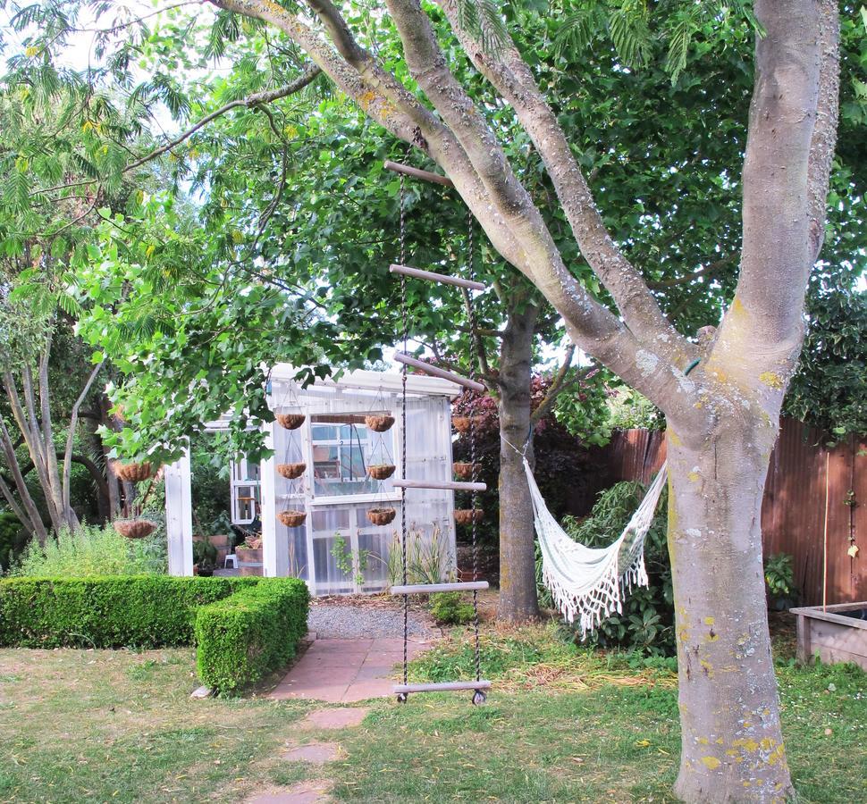The Old Vicarage Studio Acomodação com café da manhã Amberley Exterior foto